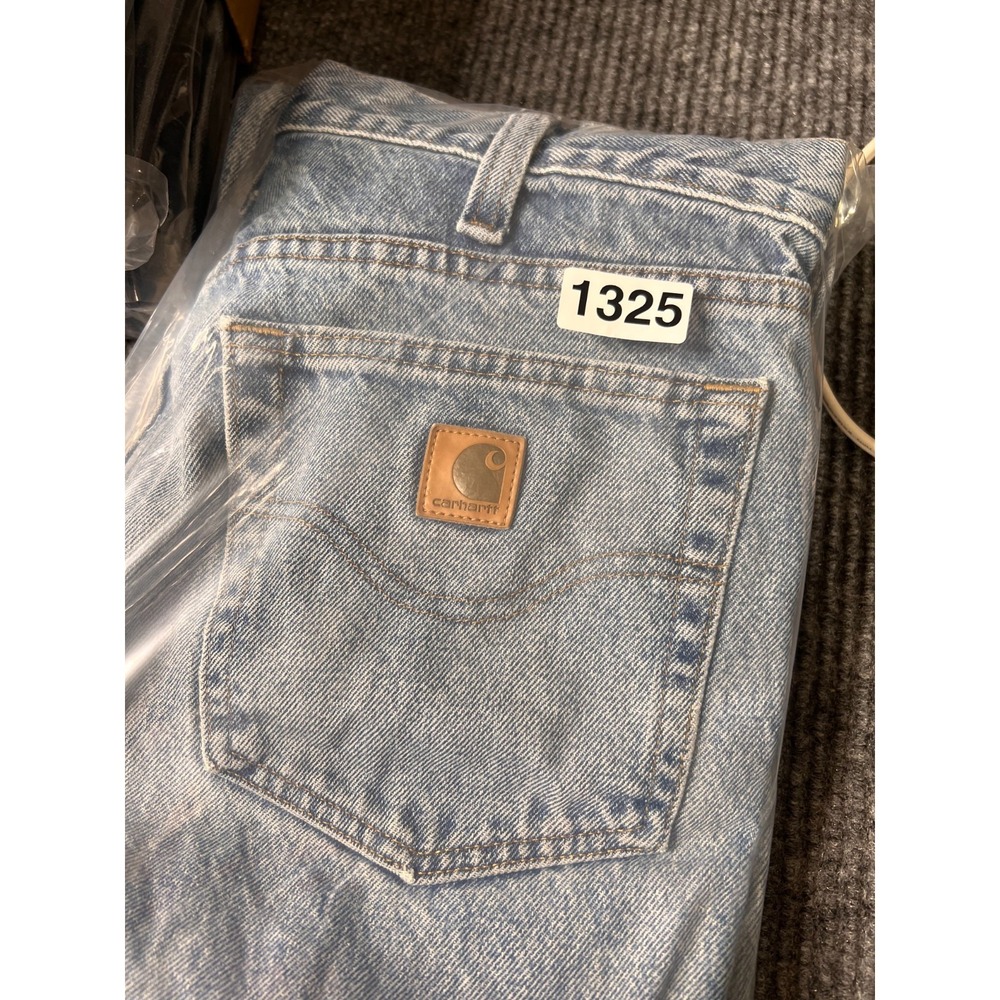 Vintage Carhartt Relaxed Fit Jeans Mens 32x34 Distressed Hem USA Workwear - Picture 16 of 16